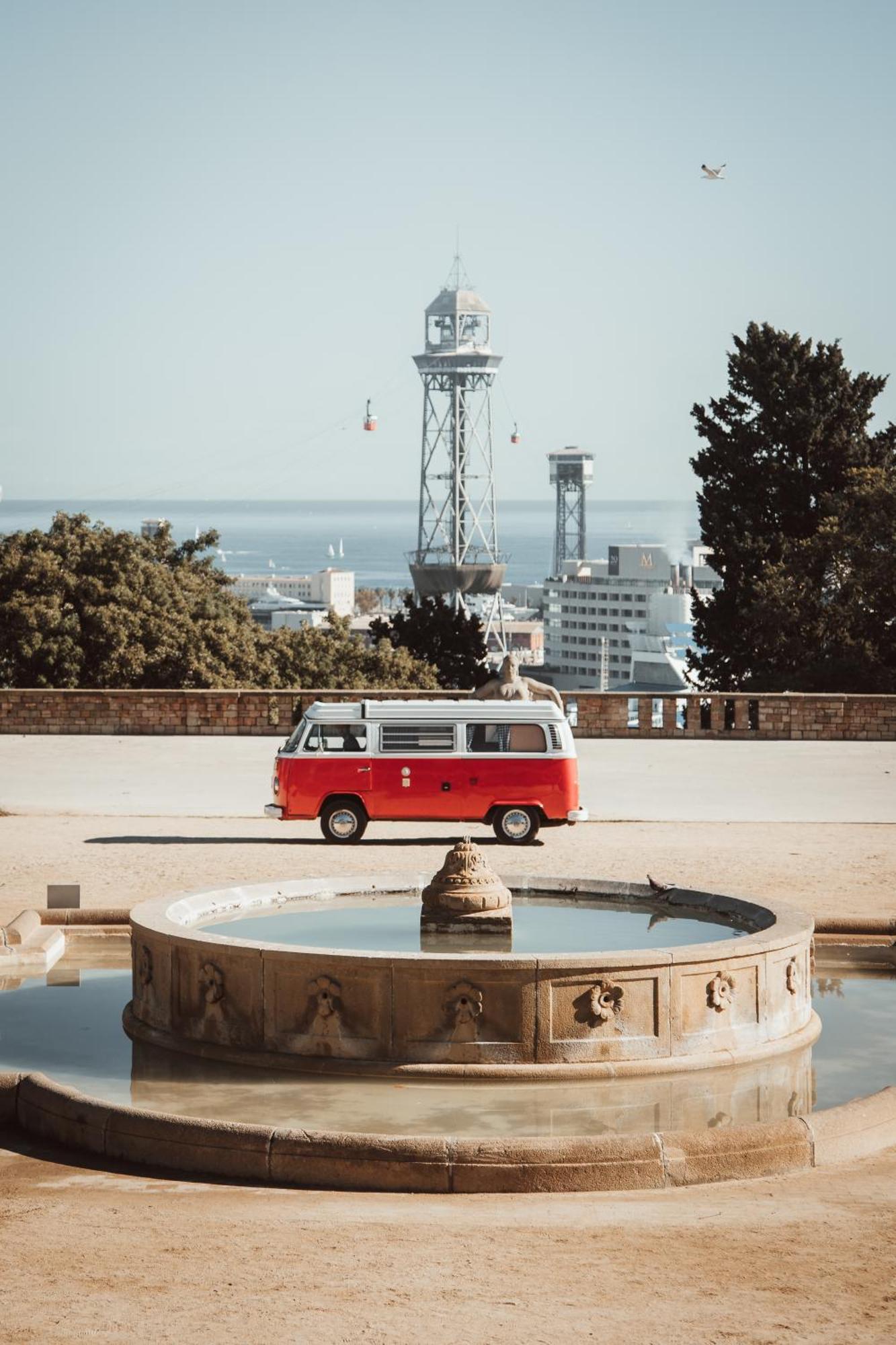 Retro Vw Kombi T2 Campervan L'Hospitalet de Llobregat Exterior foto